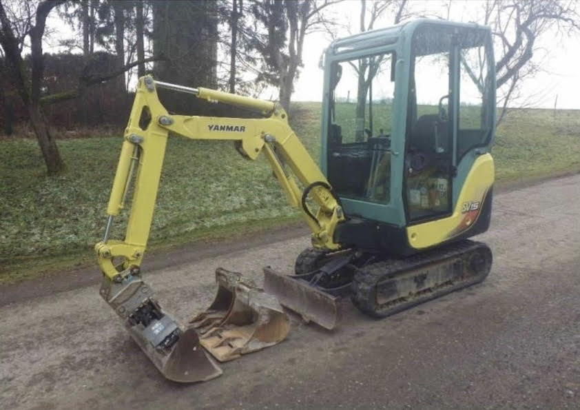 GFT OPERATED MINI DIGGERS Excavation & Groundwork